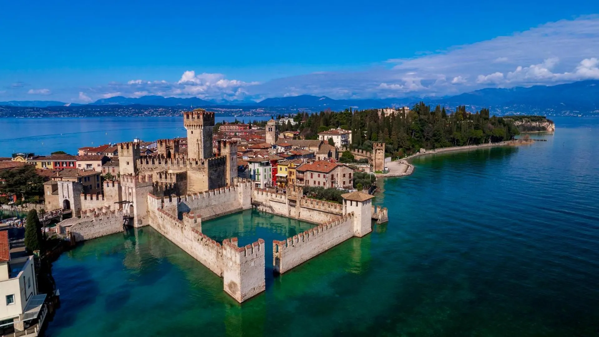 Arcimboldo House 2&2, Emma Villas Sirmione 0*,